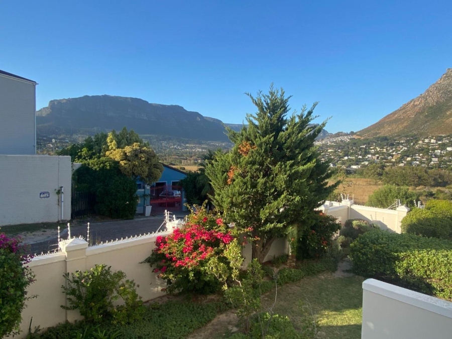 To Let 2 Bedroom Property for Rent in Hout Bay Western Cape